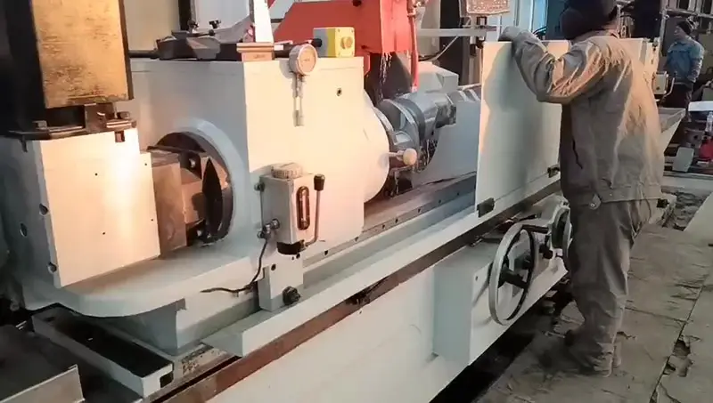 SP8260 krank mili taşlama makinesi